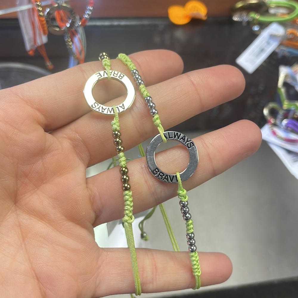 Alexa’’s angels always brave circle bracelet - lime green, lymphoma